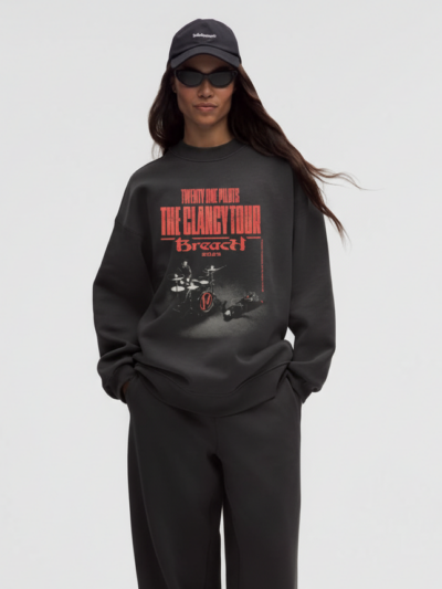 Breach Tour Crewneck | Twenty One Pilots 2025 Tour Sweatshirt — Concert Cozy Outfits