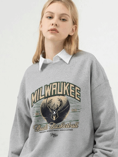 Milwaukee Bucks Basketball 1968 Sweatshirt | Vintage NBA Crewneck Pullover