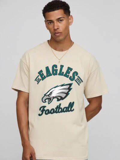 Philadelphia Eagles Football Vintage Collegiate Graphic T-Shirt